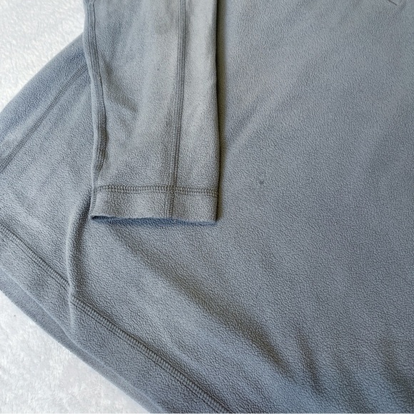 Patagonia Men's Micro D Quarter Zip Pullover Sweater in Grey Medium - Picture 5 of 12